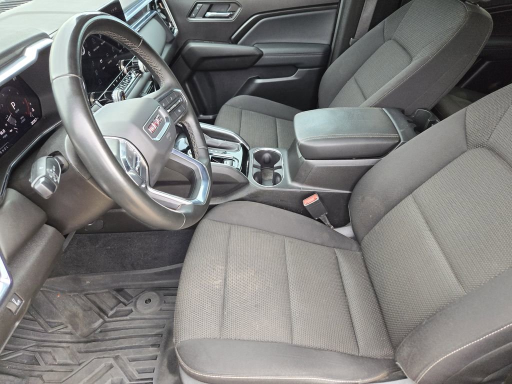 Used 2025 GMC Canyon Elevation w/ Convenience Package AWD/4WD image 8
