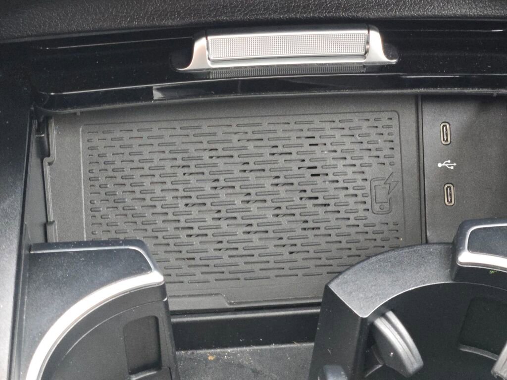 Used 2024 Mercedes-Benz GLE 450e 4MATIC image 29