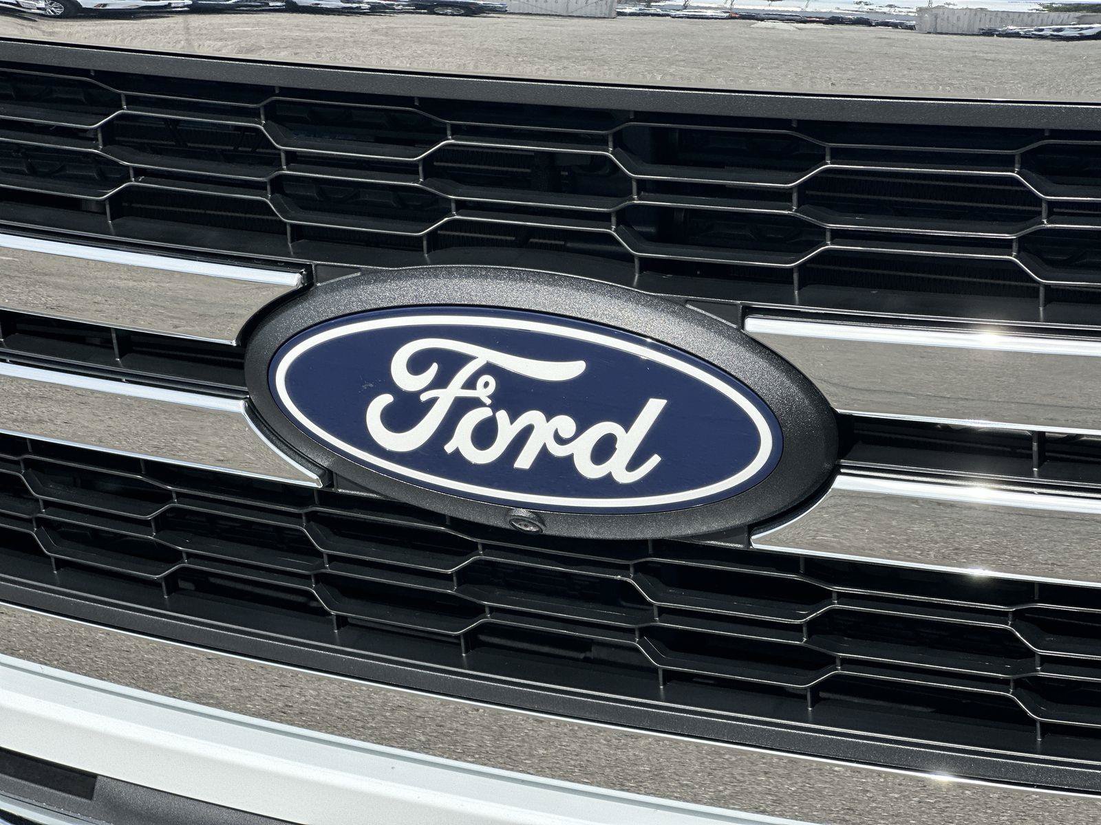 Used 2025 Ford F150 Lariat AWD/4WD image 30