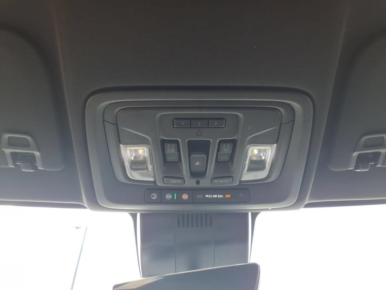 Used 2024 Chevrolet Silverado 3500 High Country w/ High Country Premium Package AWD/4WD image 29