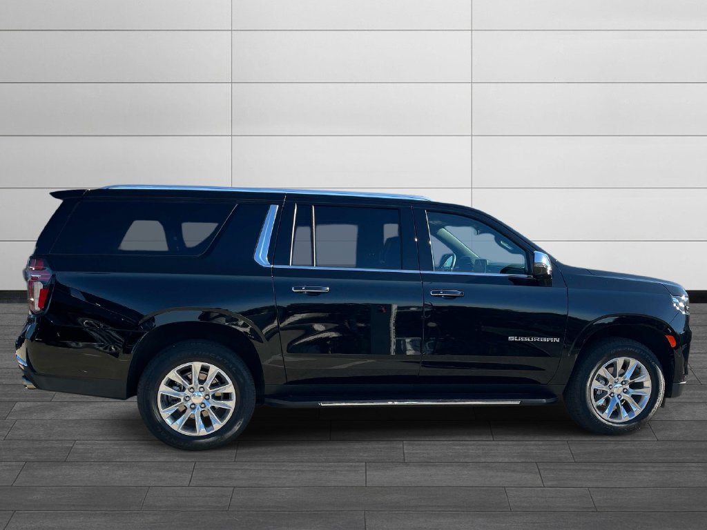 Used 2024 Chevrolet Suburban Premier AWD/4WD image 6