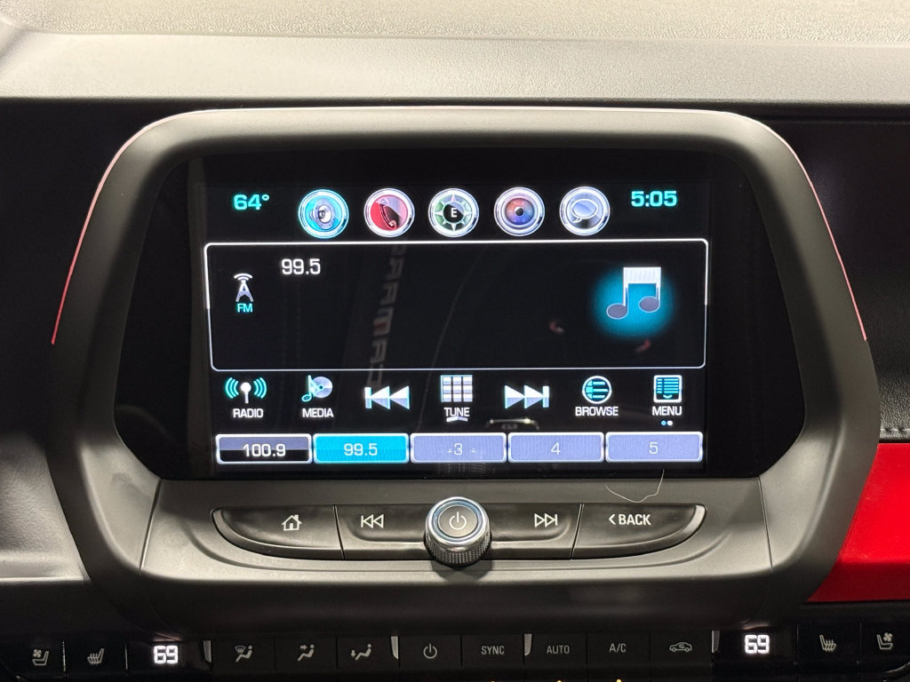 Used 2016 Chevrolet Camaro SS RWD image 26