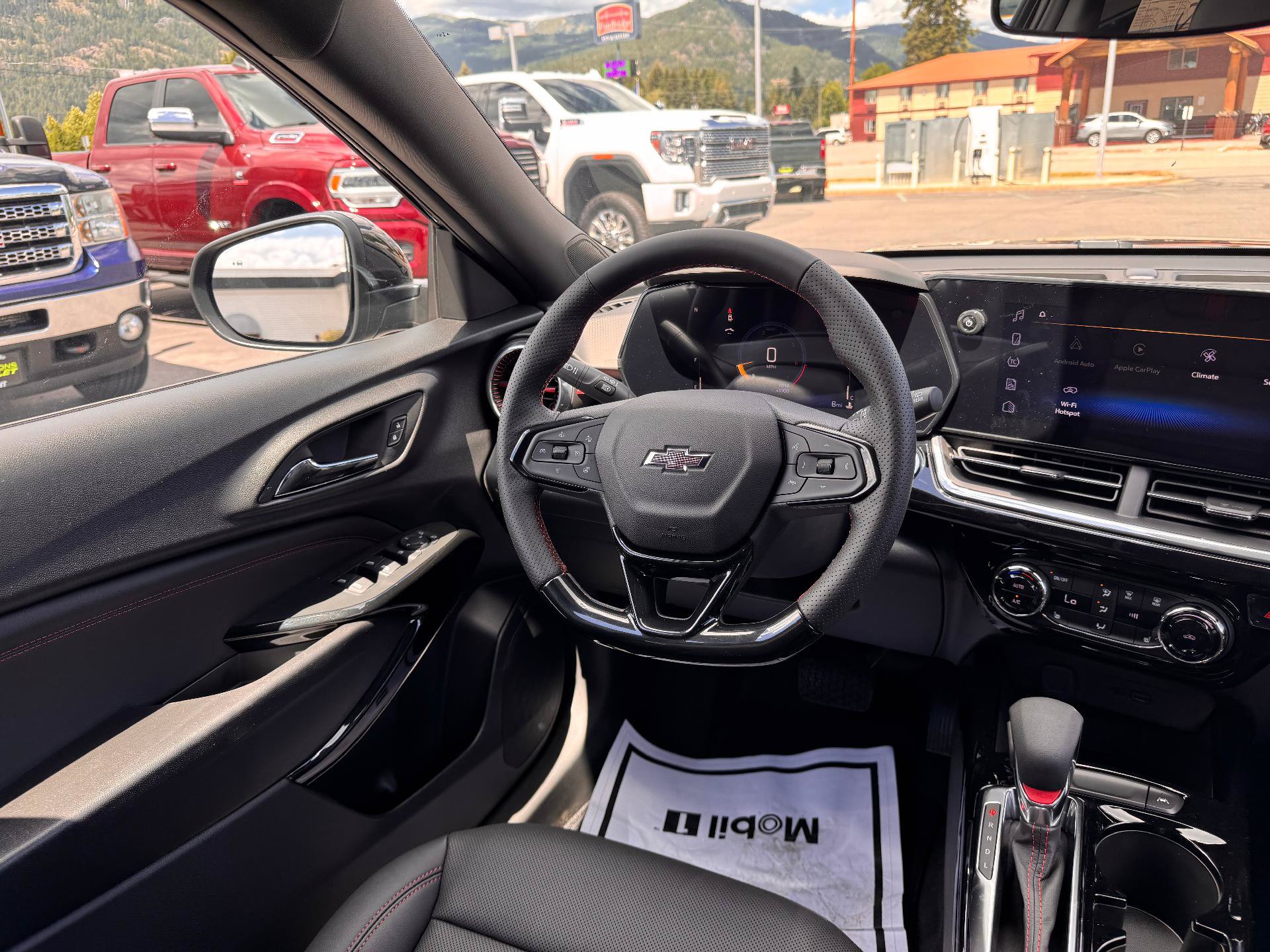 New 2026 Chevrolet Trax RS w/ Driver Confidence Package FWD image 21