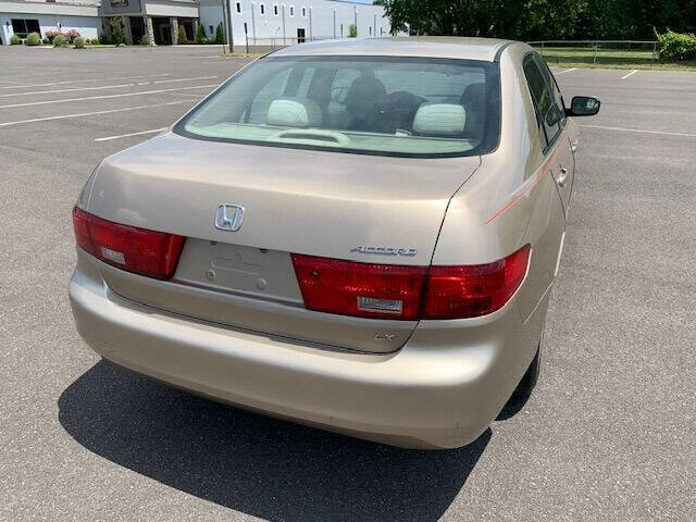Used 2005 Honda Accord LX image 14