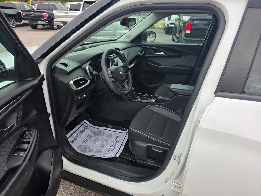 Used 2021 Chevrolet TrailBlazer LS FWD image 5