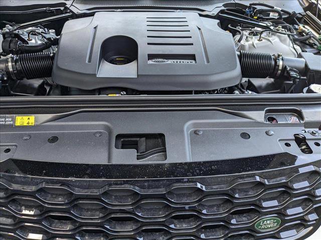 New 2025 Land Rover Discovery Dynamic SE image 16