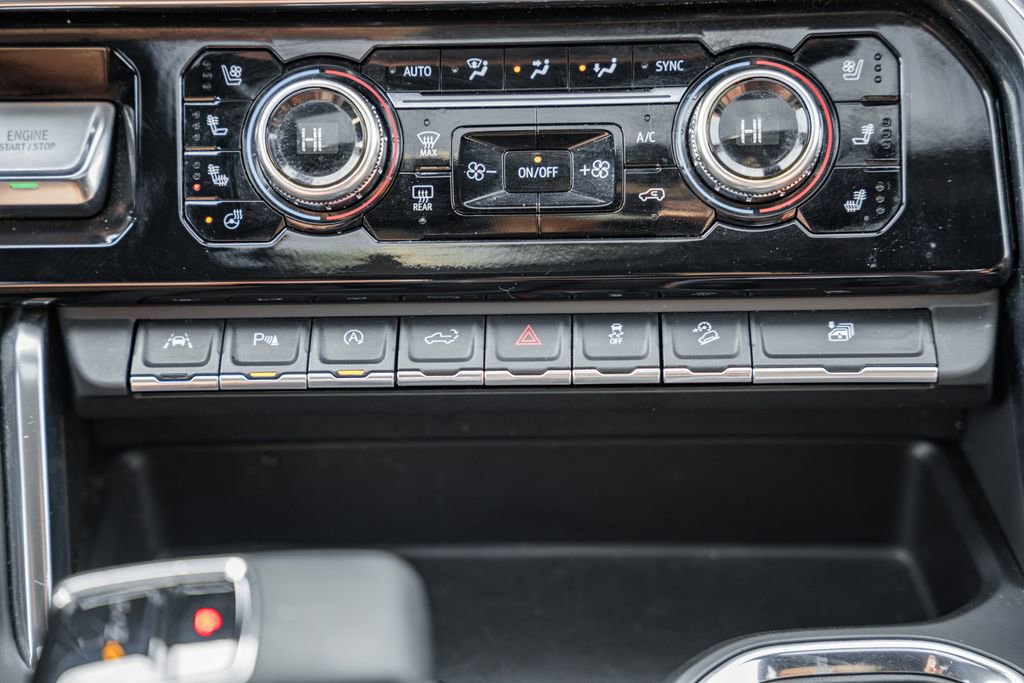 Used 2024 GMC Sierra 1500 Denali Ultimate image 29