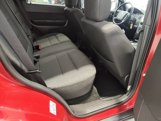 Used 2011 Ford Escape XLT w/ 202A Rapid Spec Order Code AWD/4WD image 21