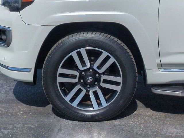 Used 2015 Toyota 4Runner Limited w/ Four Season Floor Mat Package image 7