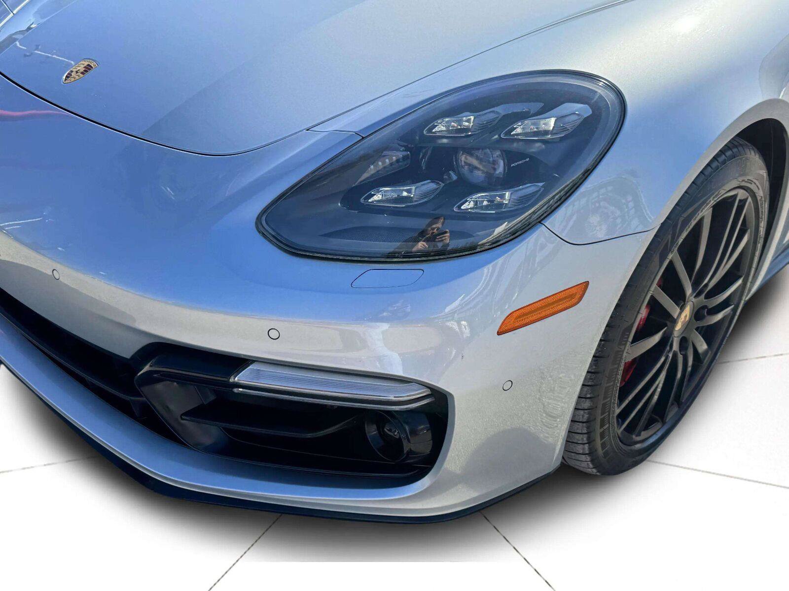 Used 2020 Porsche Panamera GTS AWD/4WD image 12