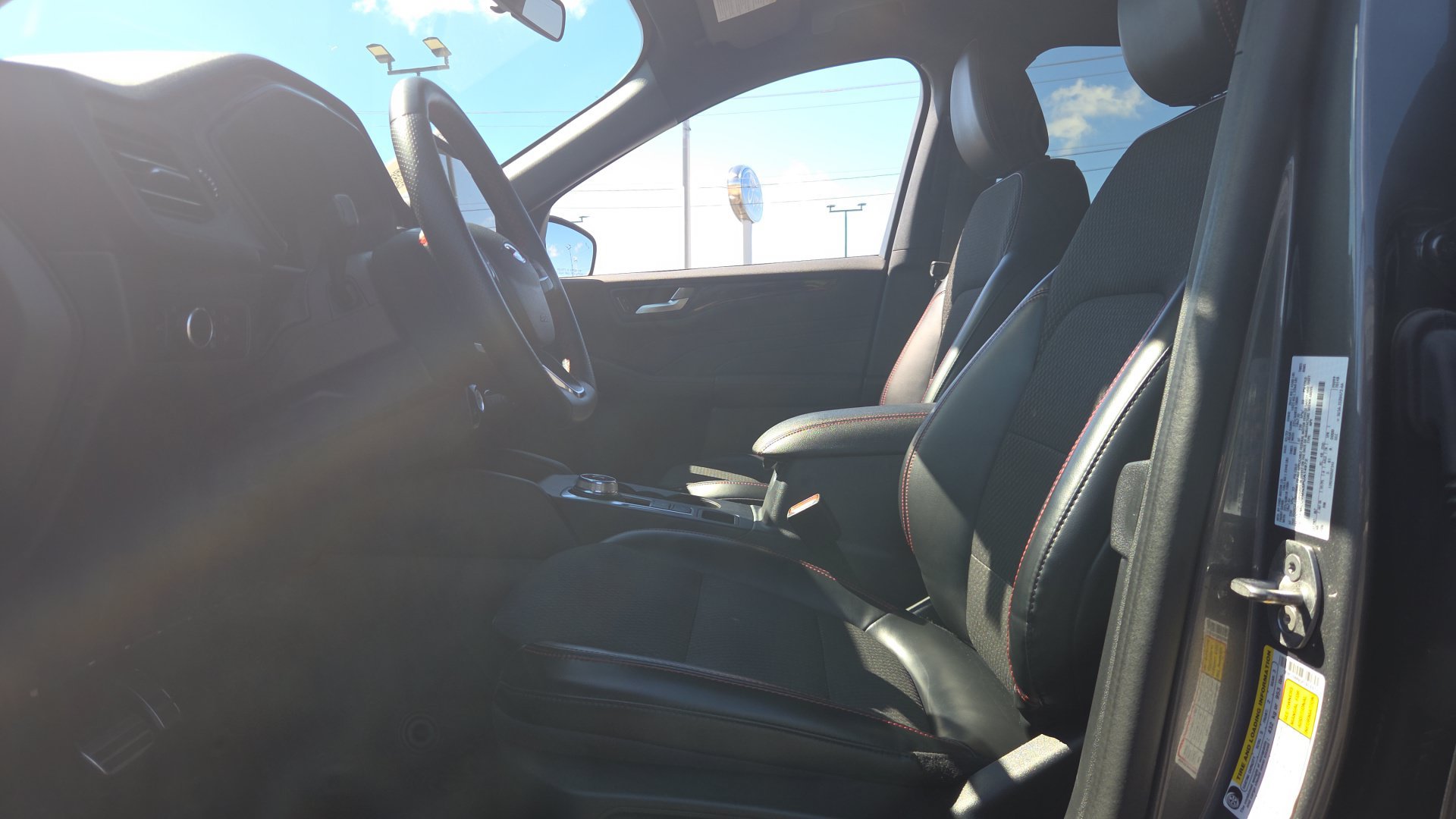 Used 2023 Ford Escape ST-Line w/ Tech Pack #1 AWD/4WD image 14