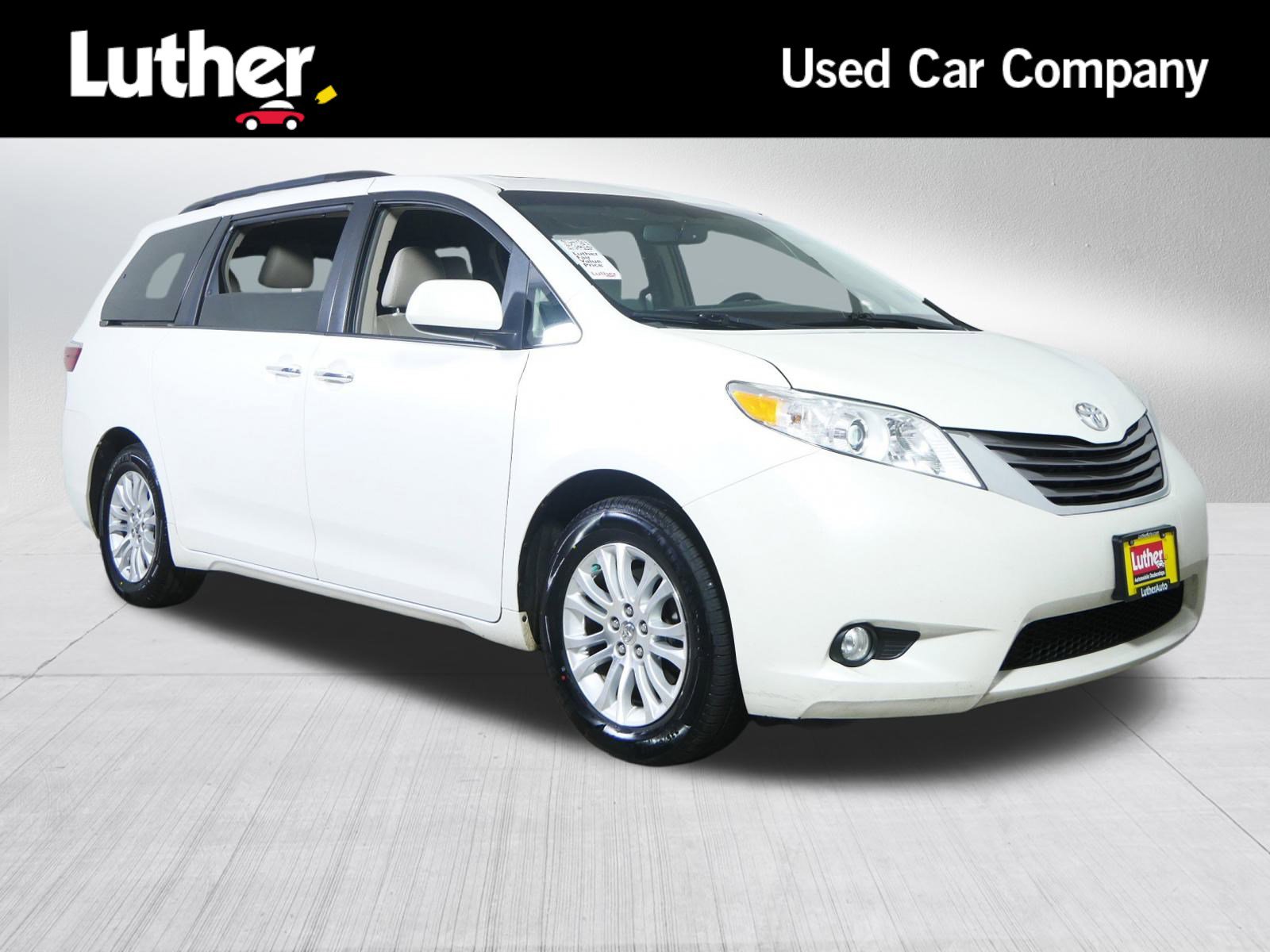 Used 2016 Toyota Sienna XLE
