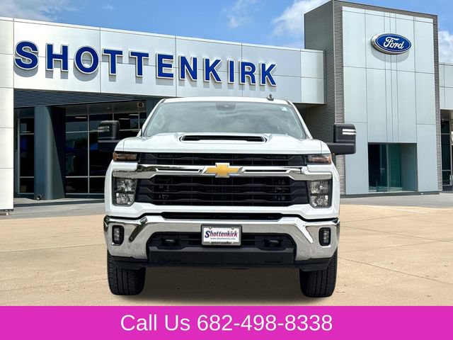 Used 2026 Chevrolet Silverado 2500 LT AWD/4WD image 2