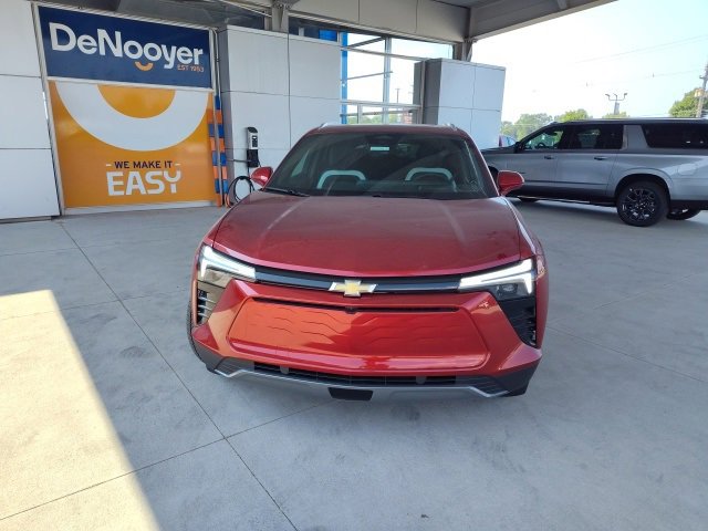New 2025 Chevrolet Blazer EV LT image 3