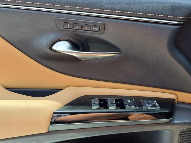 Used 2022 Lexus ES 350 w/ Premium Package FWD image 20
