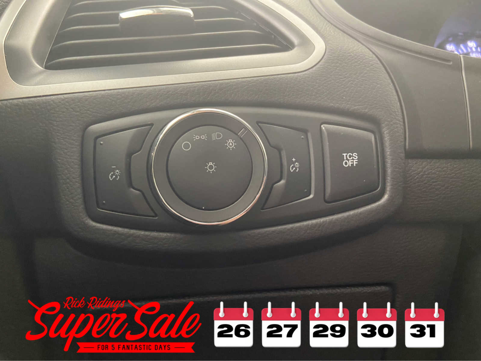 Used 2024 Ford Edge SEL image 38