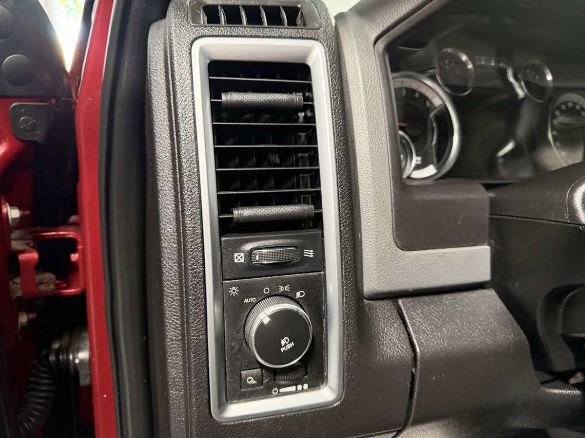 Used 2013 RAM 2500 Big Horn AWD/4WD image 14