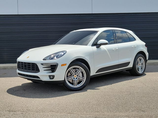 Certified 2015 Porsche Macan S AWD/4WD image 1