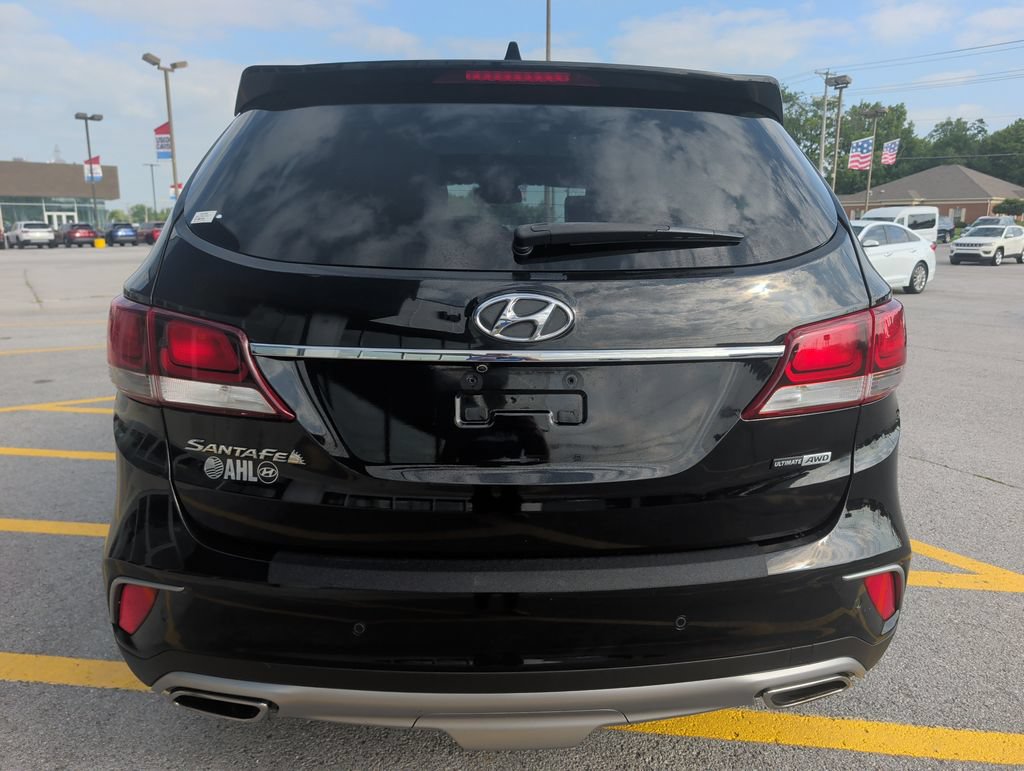 Used 2018 Hyundai Santa Fe AWD image 6