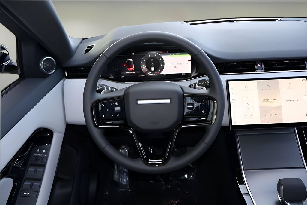 Used 2026 Land Rover Range Rover Evoque S AWD/4WD image 14