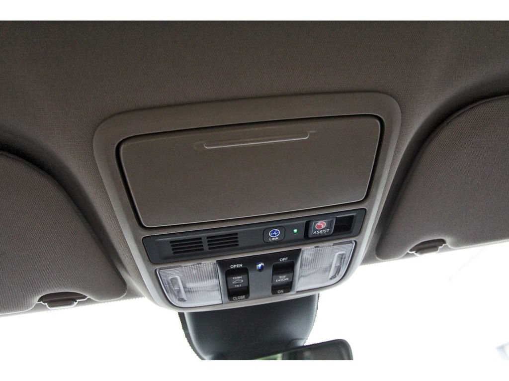 Used 2023 Honda Odyssey Elite image 24