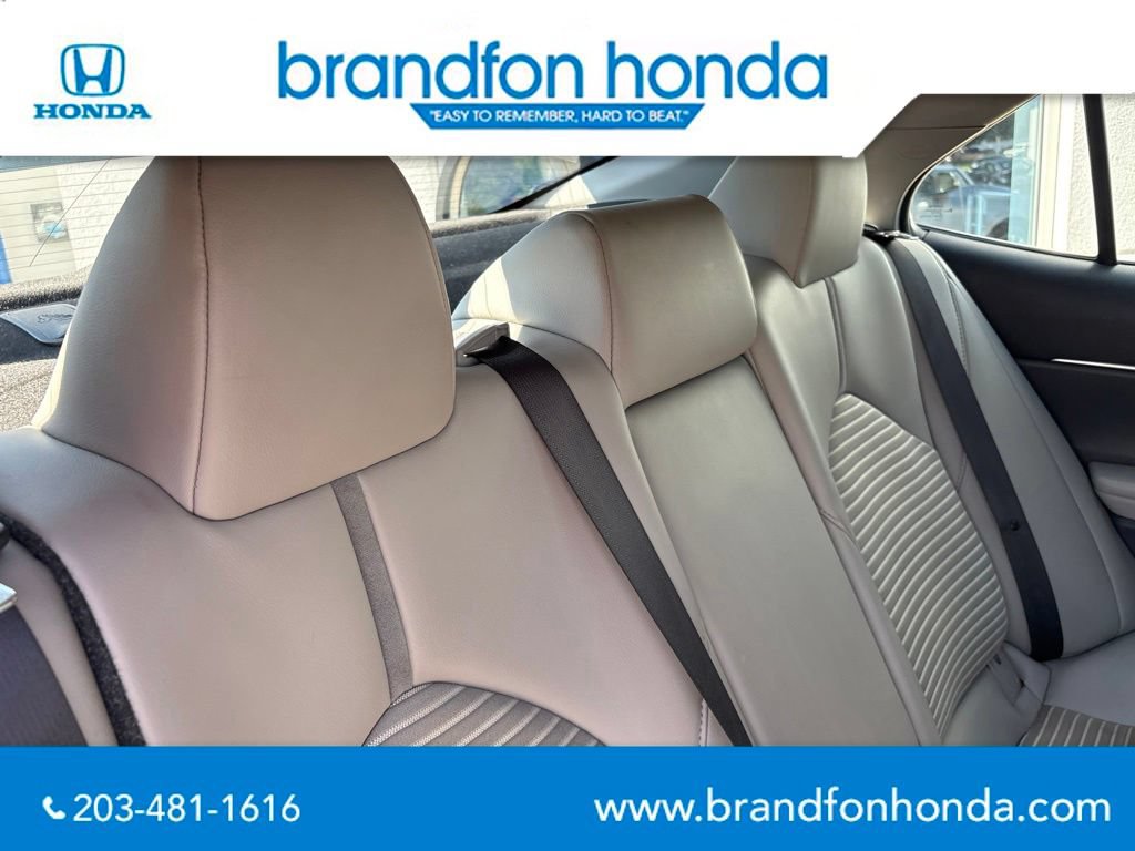 Used 2020 Toyota Camry SE FWD image 26