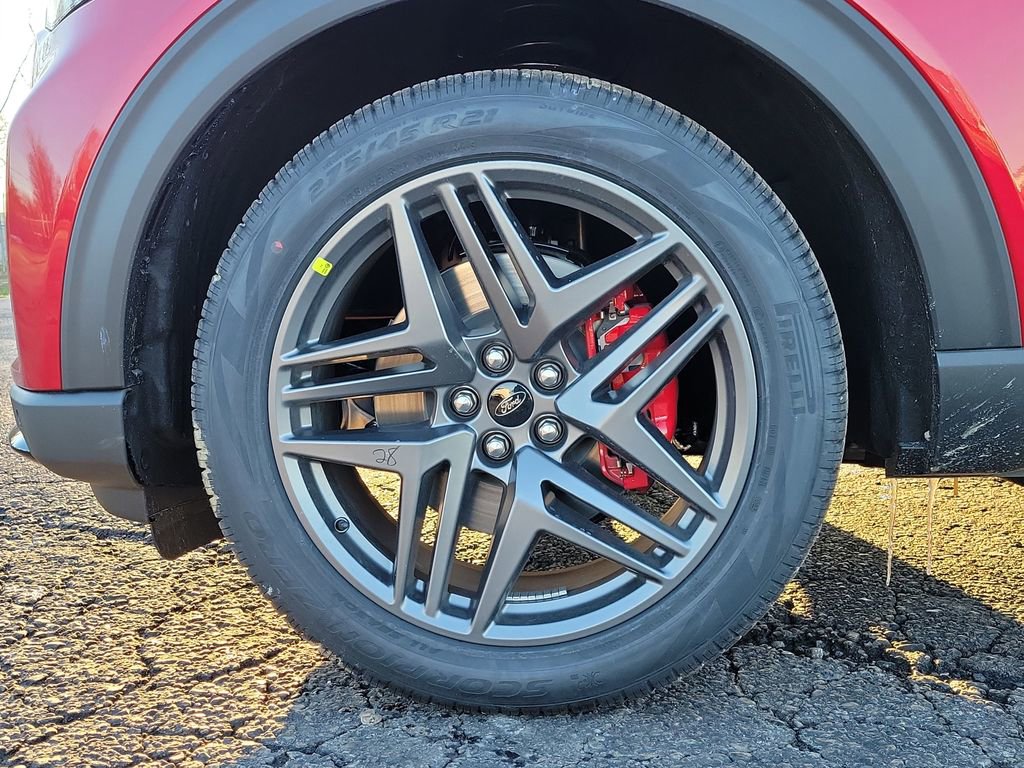 New 2026 Ford Explorer ST w/ Sun And Sound Package image 8