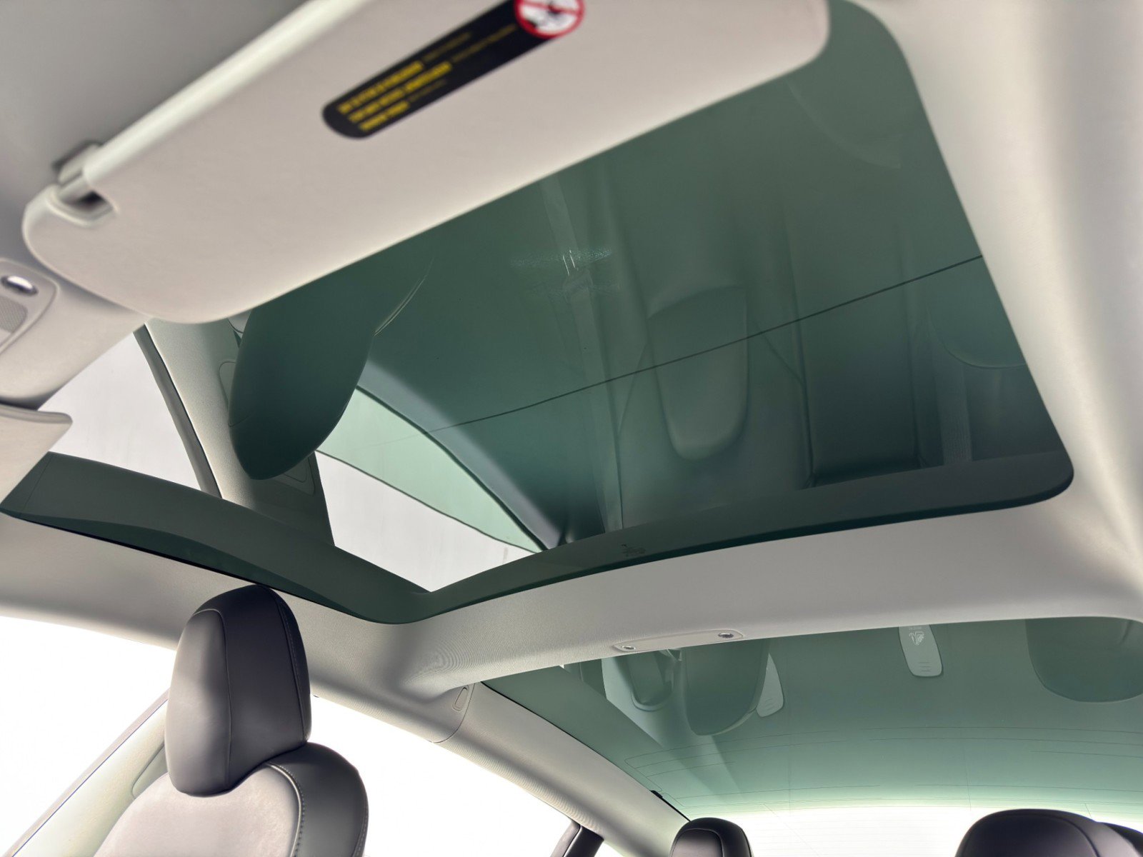 Used 2022 Tesla Model 3 Performance image 12