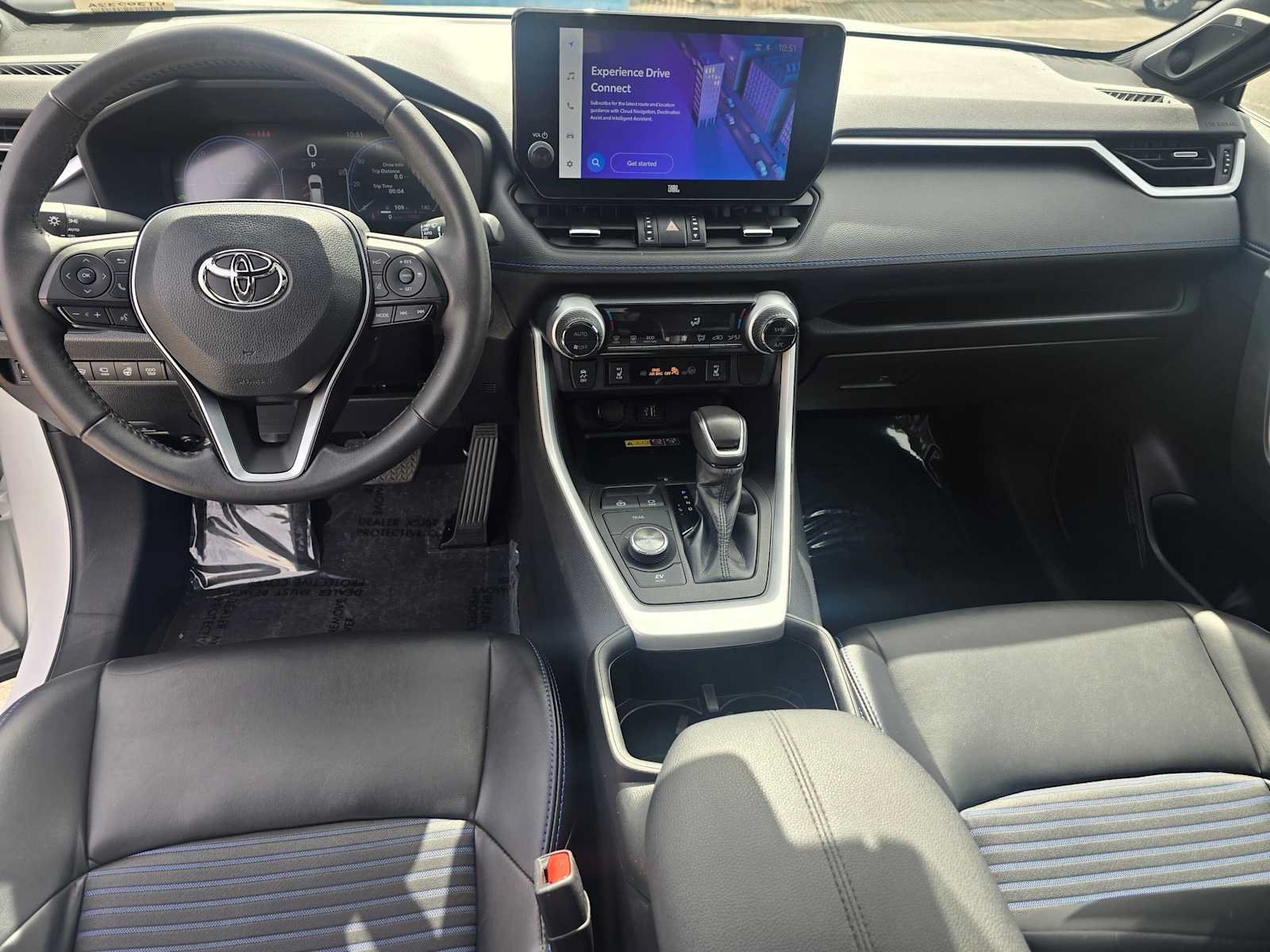 Used 2023 Toyota RAV4 XSE AWD/4WD image 21