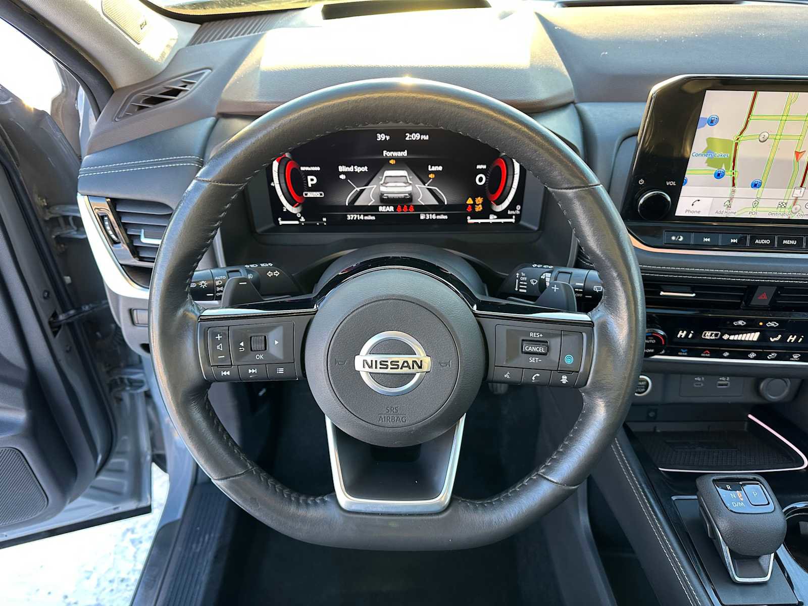 Used 2021 Nissan Rogue Platinum image 23