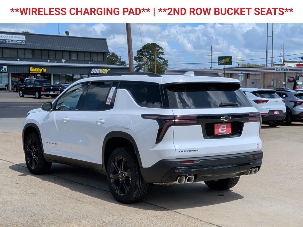 New 2027 Chevrolet Traverse LT w/ Midnight/Sport Edition FWD image 6