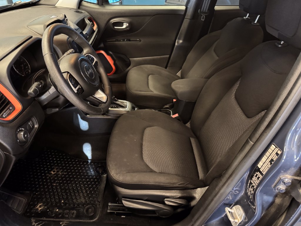 Used 2020 Jeep Renegade Sport AWD/4WD image 19