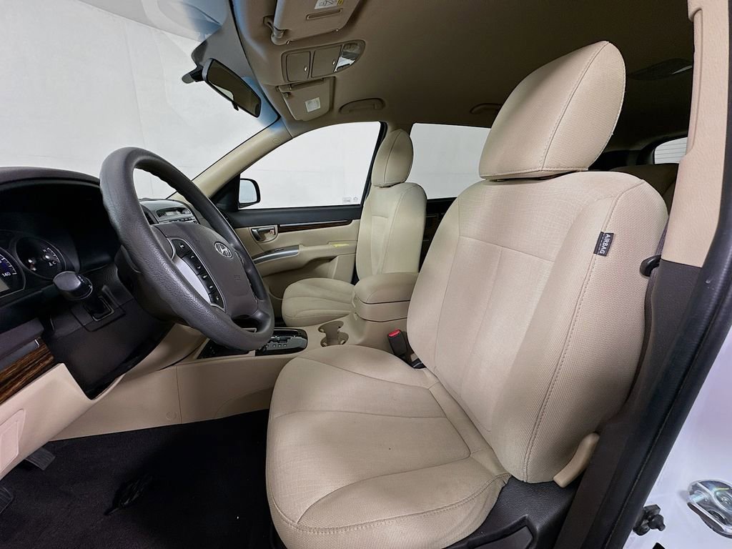 Used 2012 Hyundai Santa Fe GLS image 19