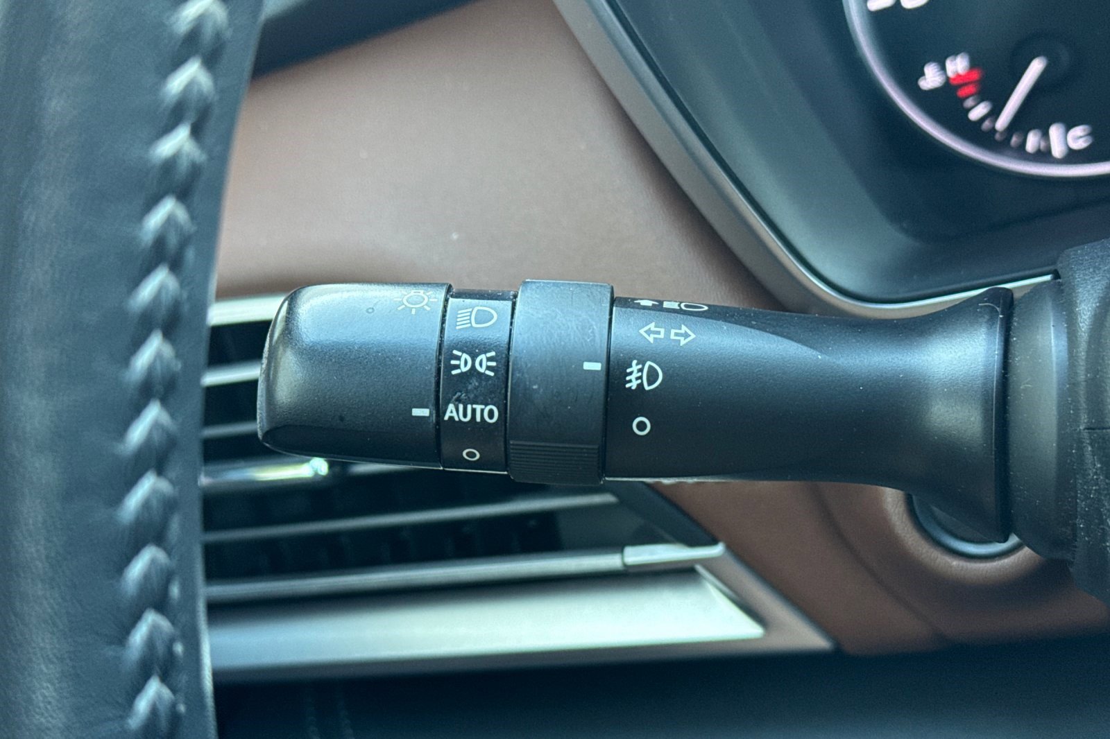 Used 2021 Subaru Outback Touring XT image 34