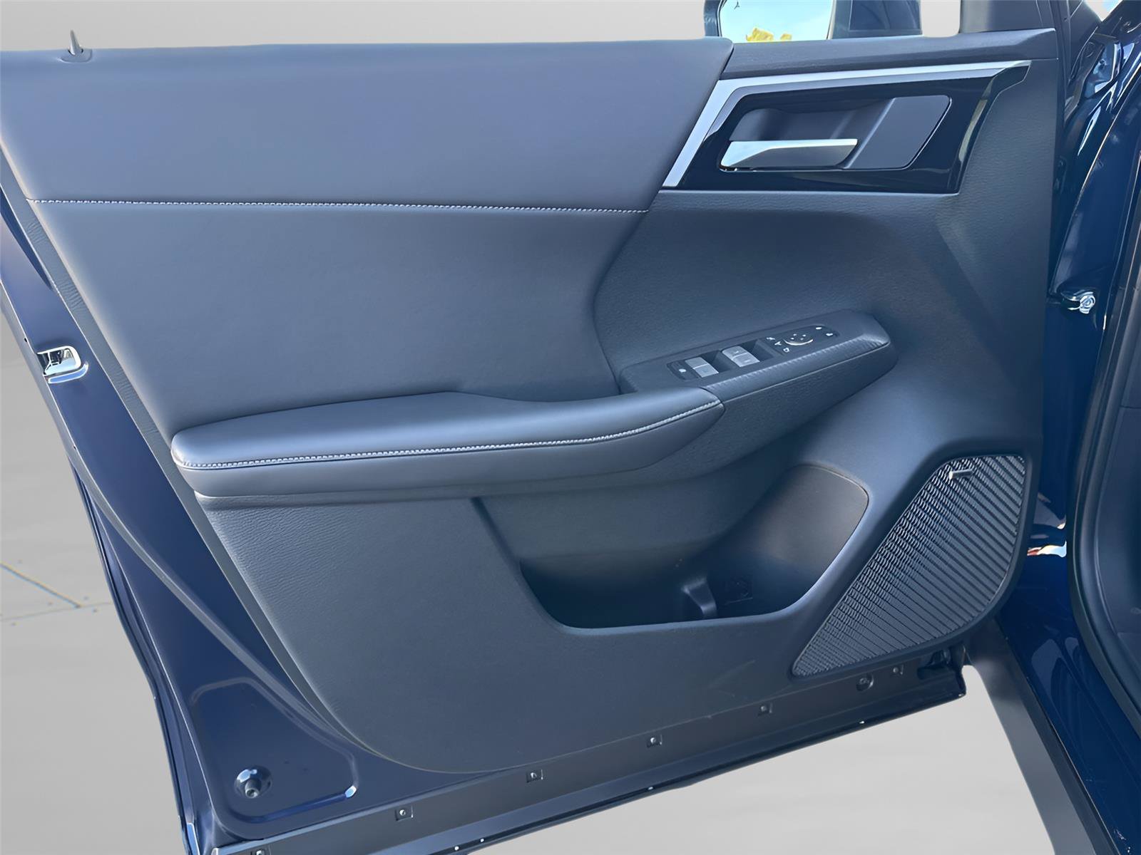 New 2026 Mitsubishi Outlander SE FWD image 30