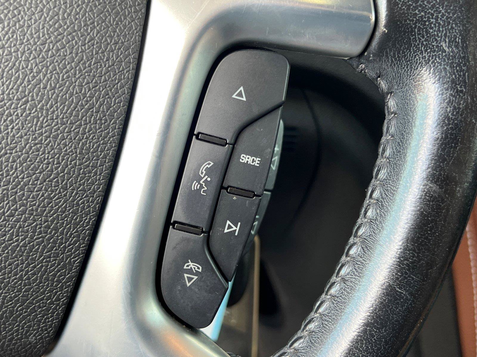 Used 2016 Chevrolet Traverse LT FWD image 26