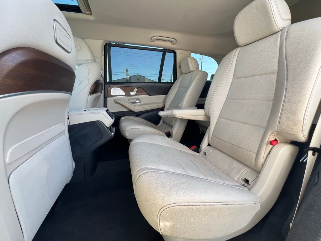 Used 2020 Mercedes-Benz GLS 450 4MATIC image 22