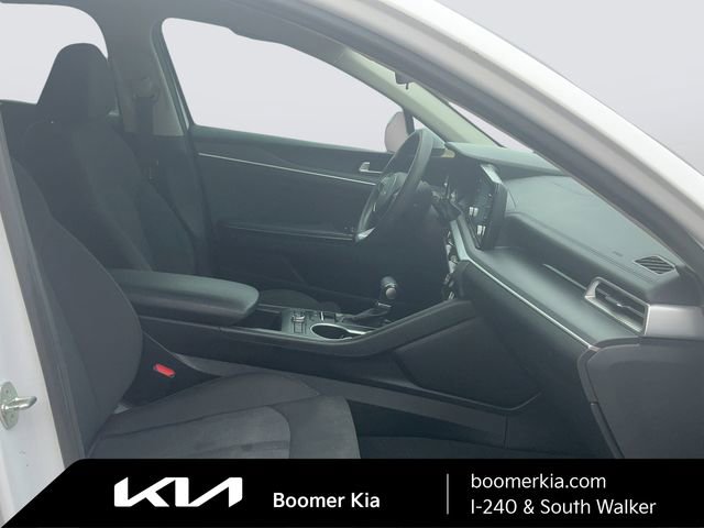 Used 2023 Kia K5 LXS FWD image 11