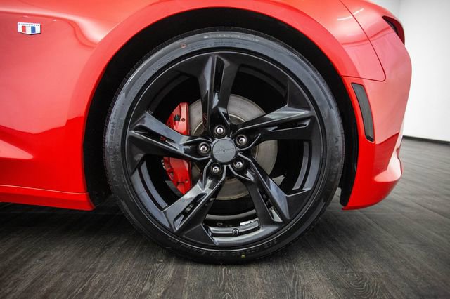 Used 2016 Chevrolet Camaro SS image 38