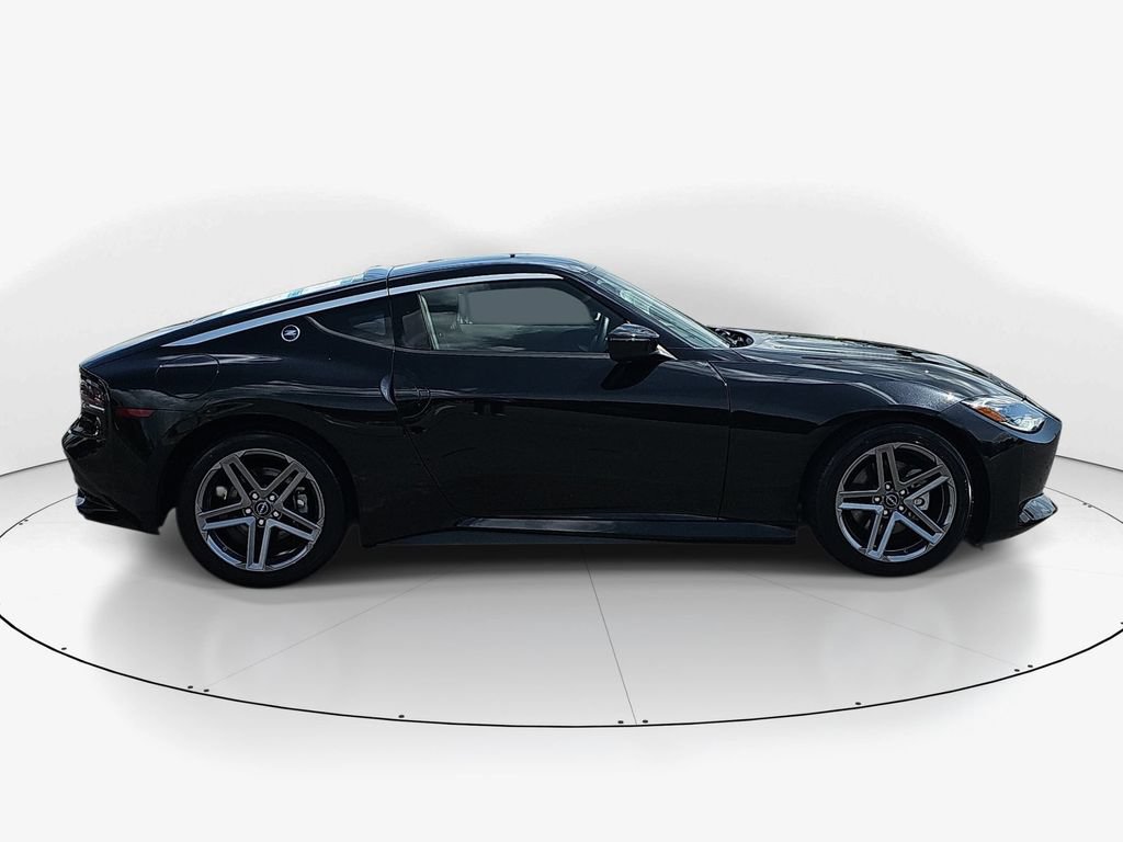 Used 2025 Nissan Z Performance w/ Floor Mat Package RWD image 5
