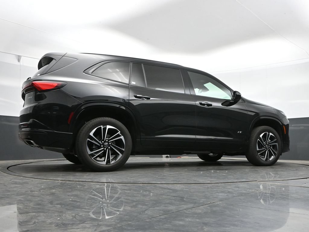 Used 2025 Buick Enclave Sport Touring AWD/4WD image 42