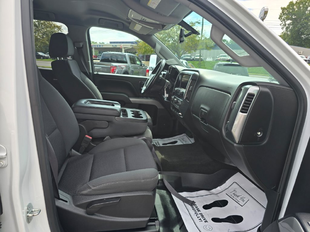 Used 2015 Chevrolet Silverado 2500 LT w/ Z71 Package, Off-Road AWD/4WD image 12