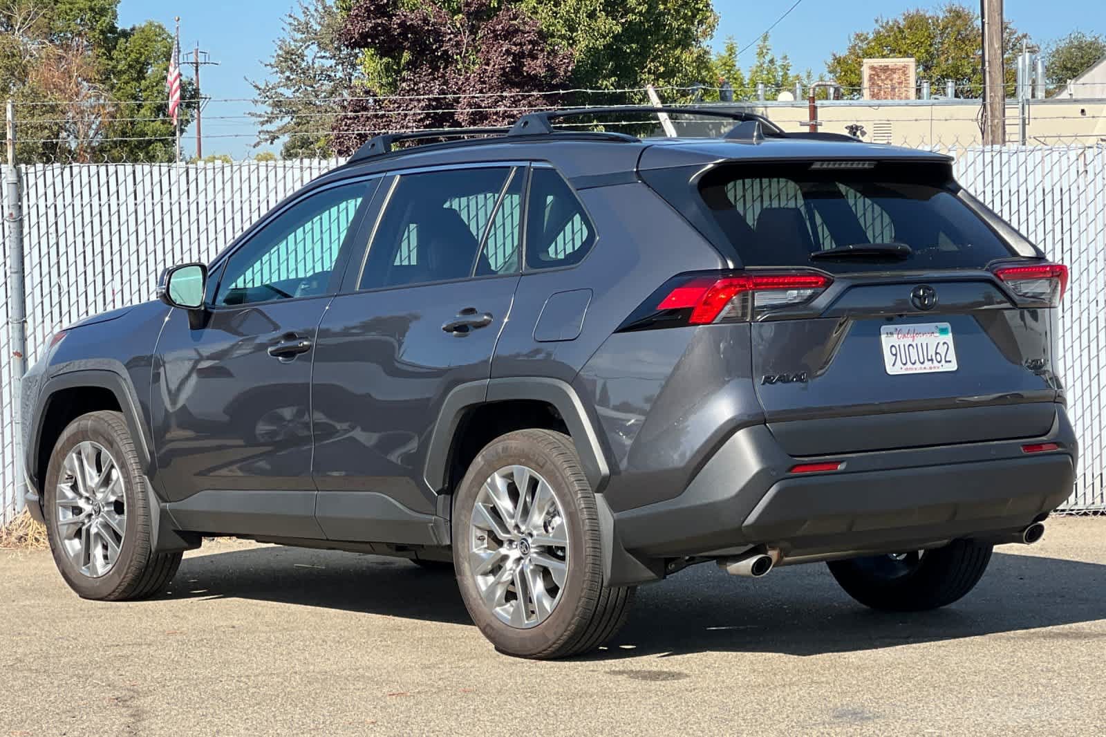 Used 2025 Toyota RAV4 XLE Premium w/ Weather Package AWD/4WD image 5