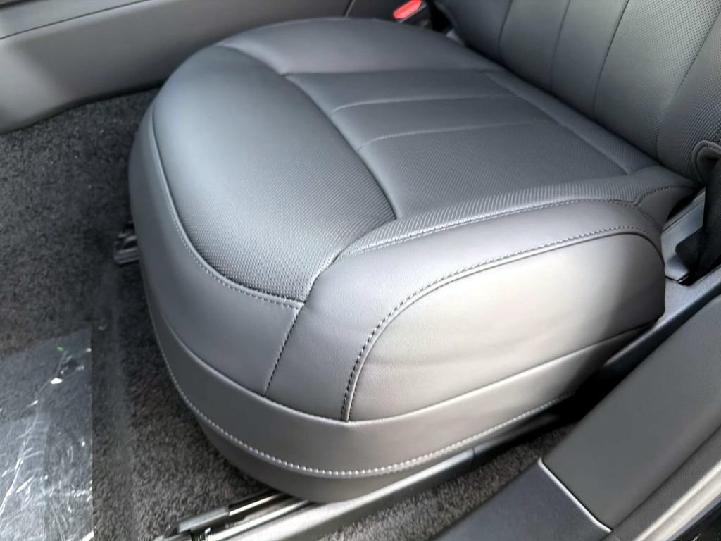 New 2026 Land Rover Range Rover SE AWD/4WD image 18