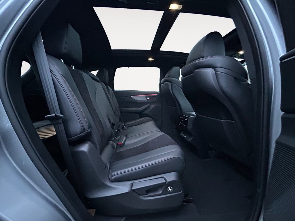Used 2022 Acura MDX A-Spec image 11