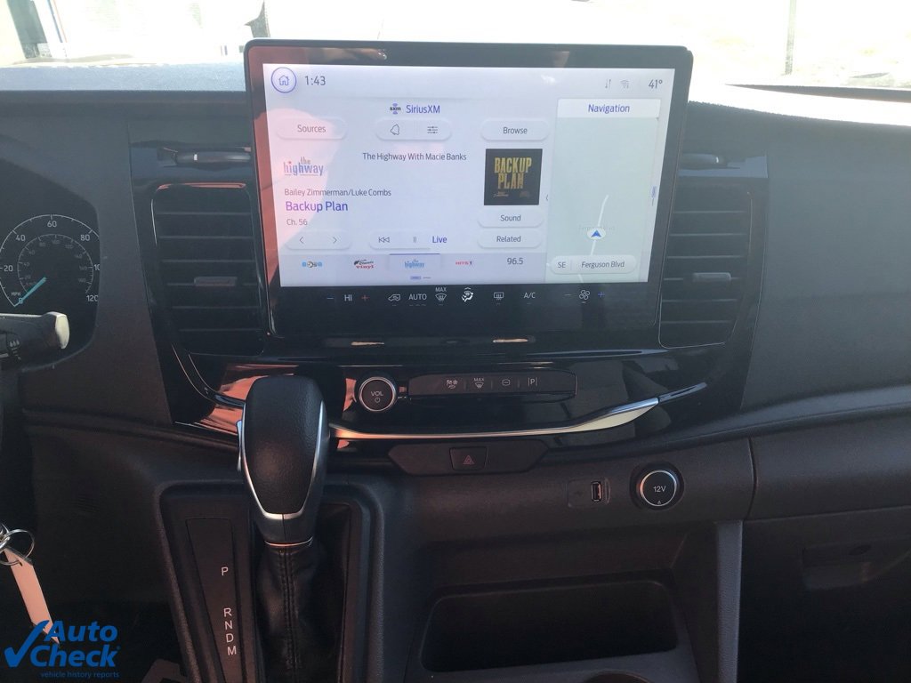 Used 2023 Ford Transit 350 XLT image 34