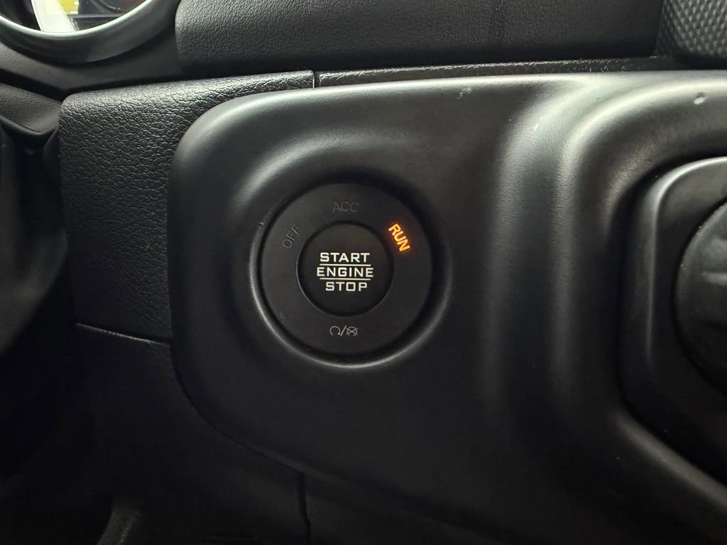 Used 2023 Jeep Wrangler Unlimited Sahara w/ Cold Weather Group image 24