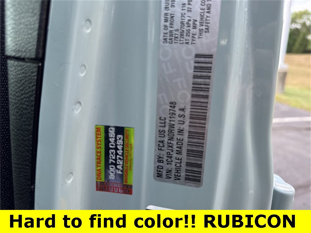 Used 2024 Jeep Wrangler Rubicon image 34