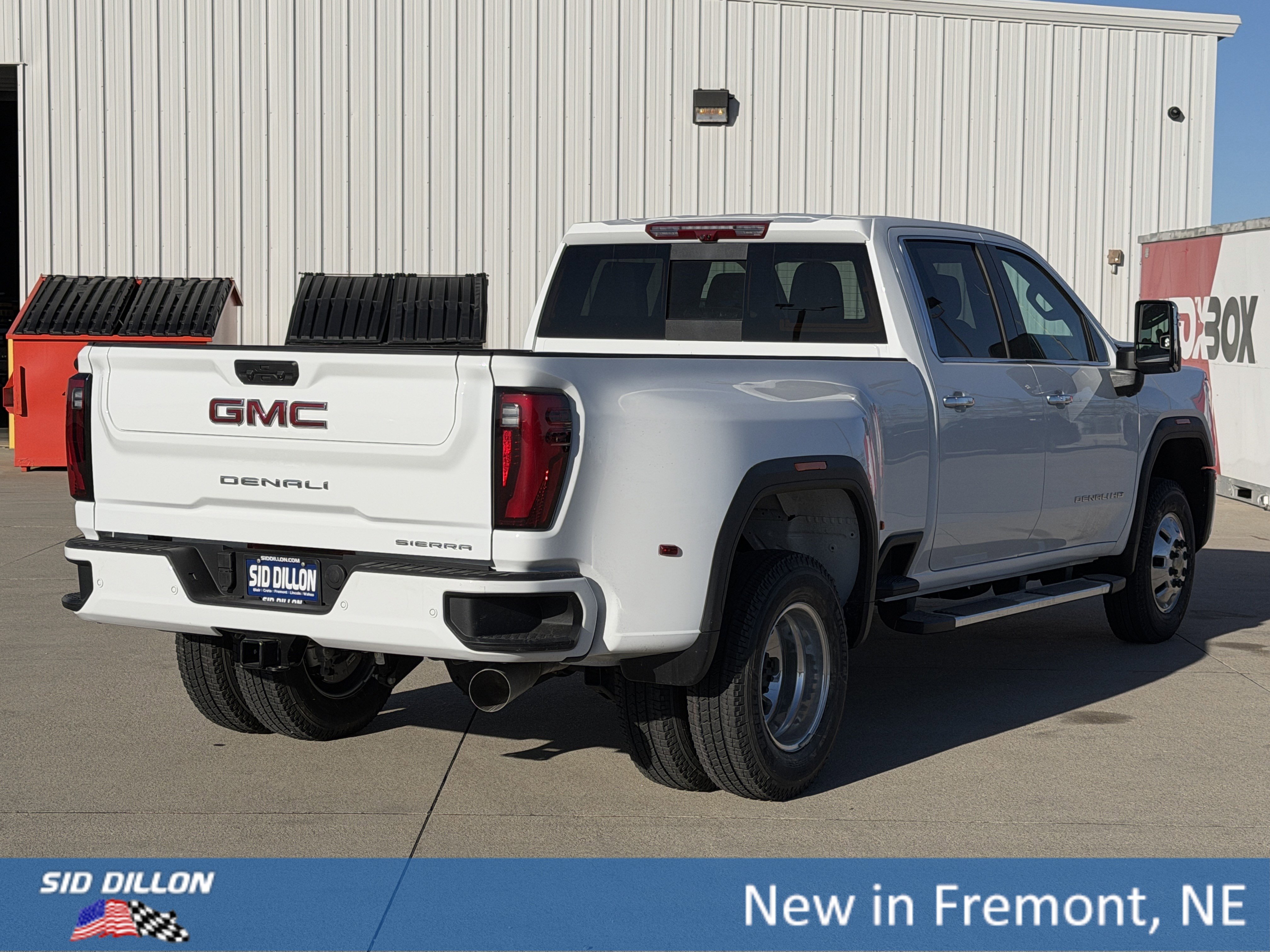 New 2026 GMC Sierra 3500 Denali w/ Denali Reserve Package image 4