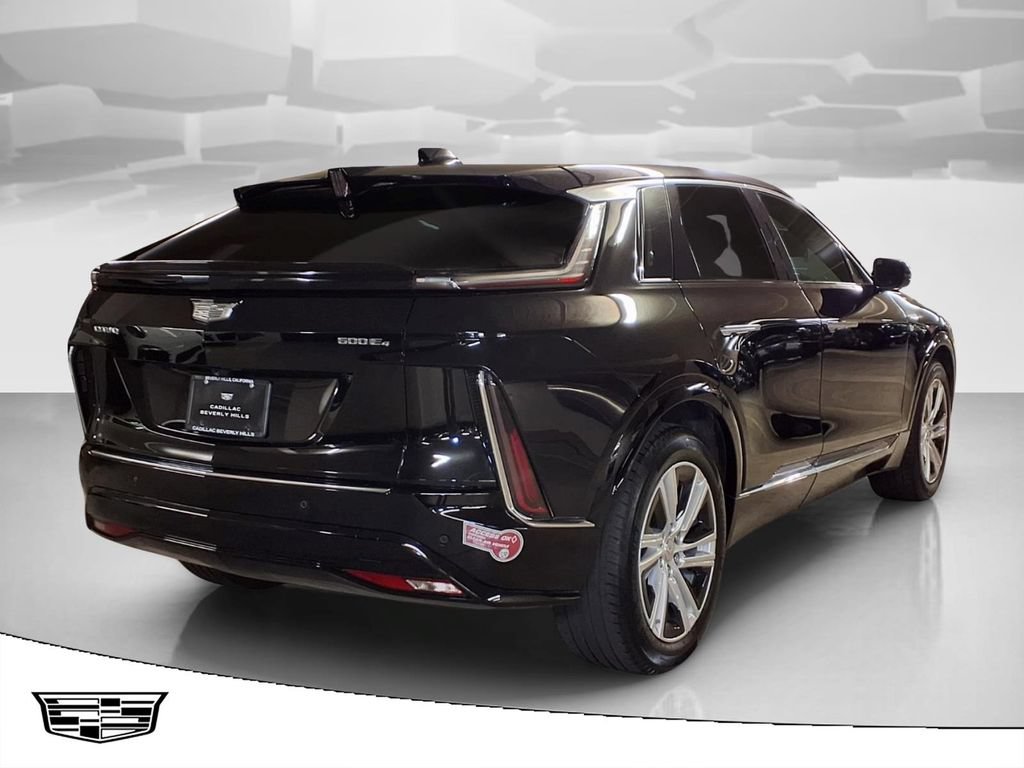 Certified 2024 Cadillac Lyriq Tech AWD/4WD image 2